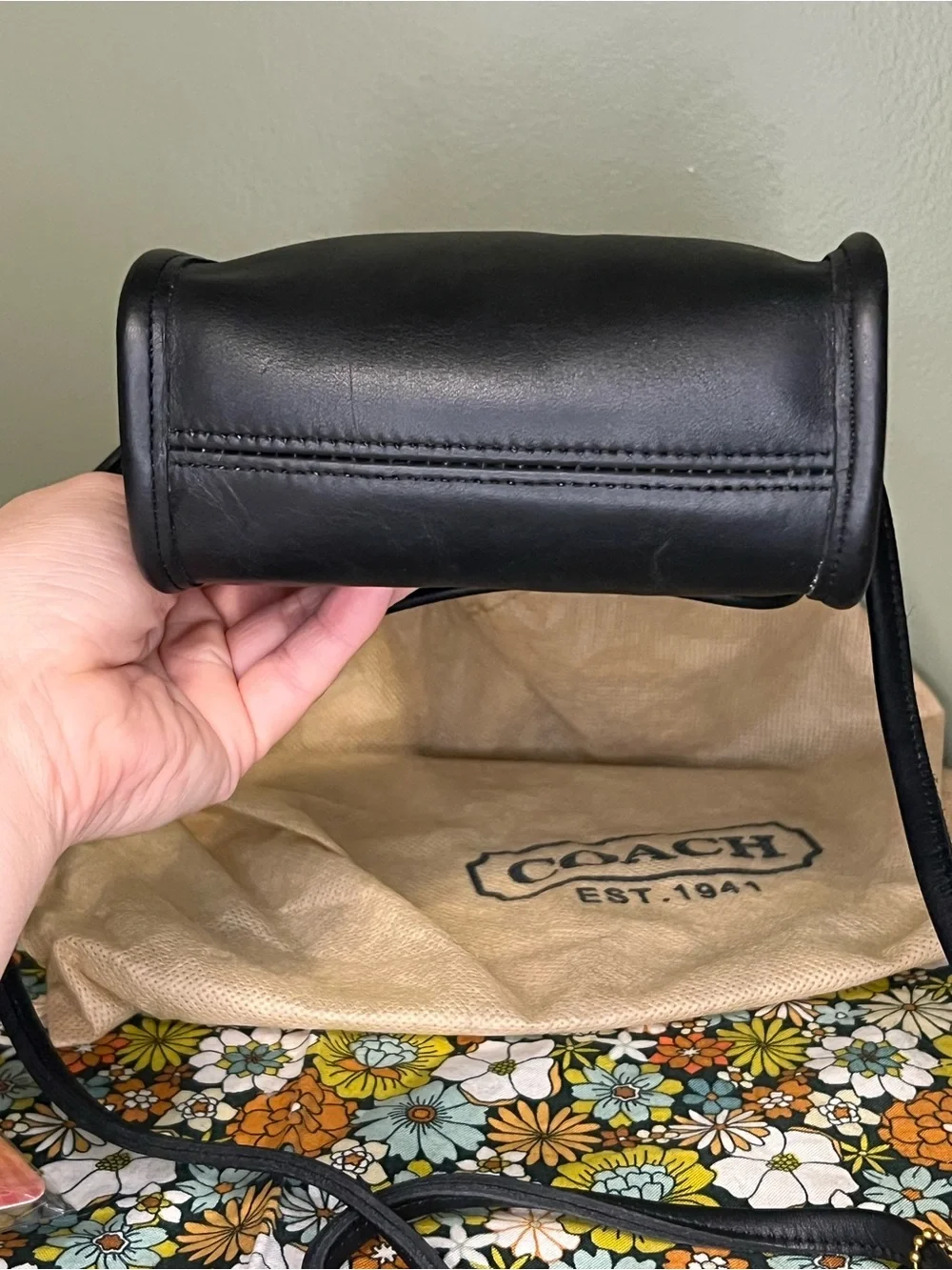 Vintage Coach Scooter - Black